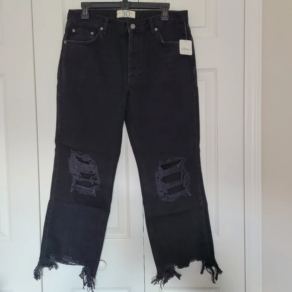 We The Free Maggie Mid Rise Crop Straight Leg Jeans - Picture 5 of 9